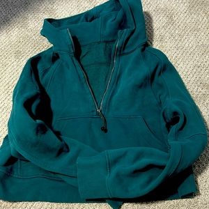 Lulelemom Scuba Half Zip
